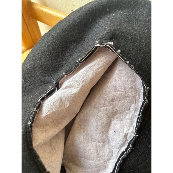 Women’s black felt witch hat - Picture 5 of 7